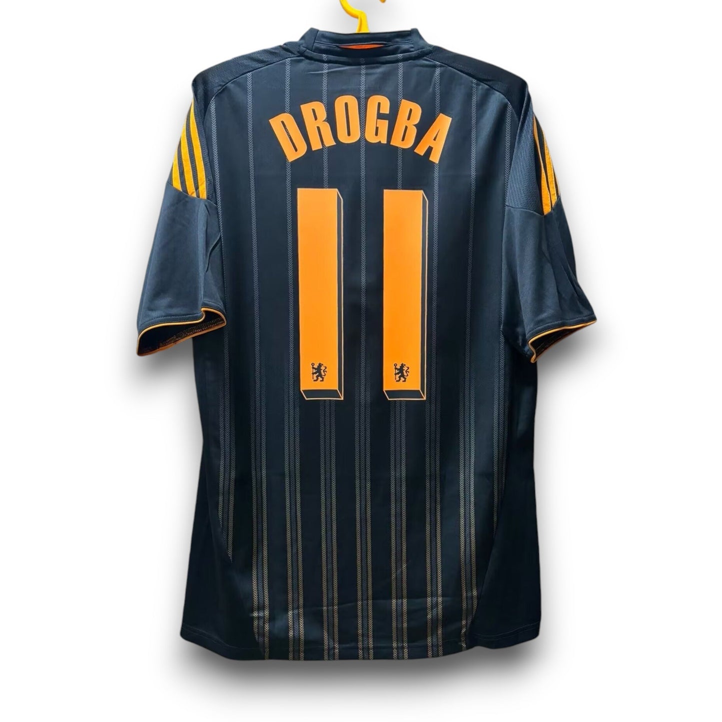 Chelsea 2010-2011 Away Shirt