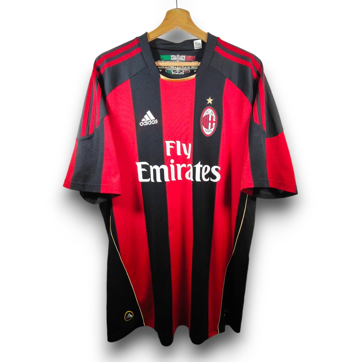 AC Milan 2010-2011 Home Jersey