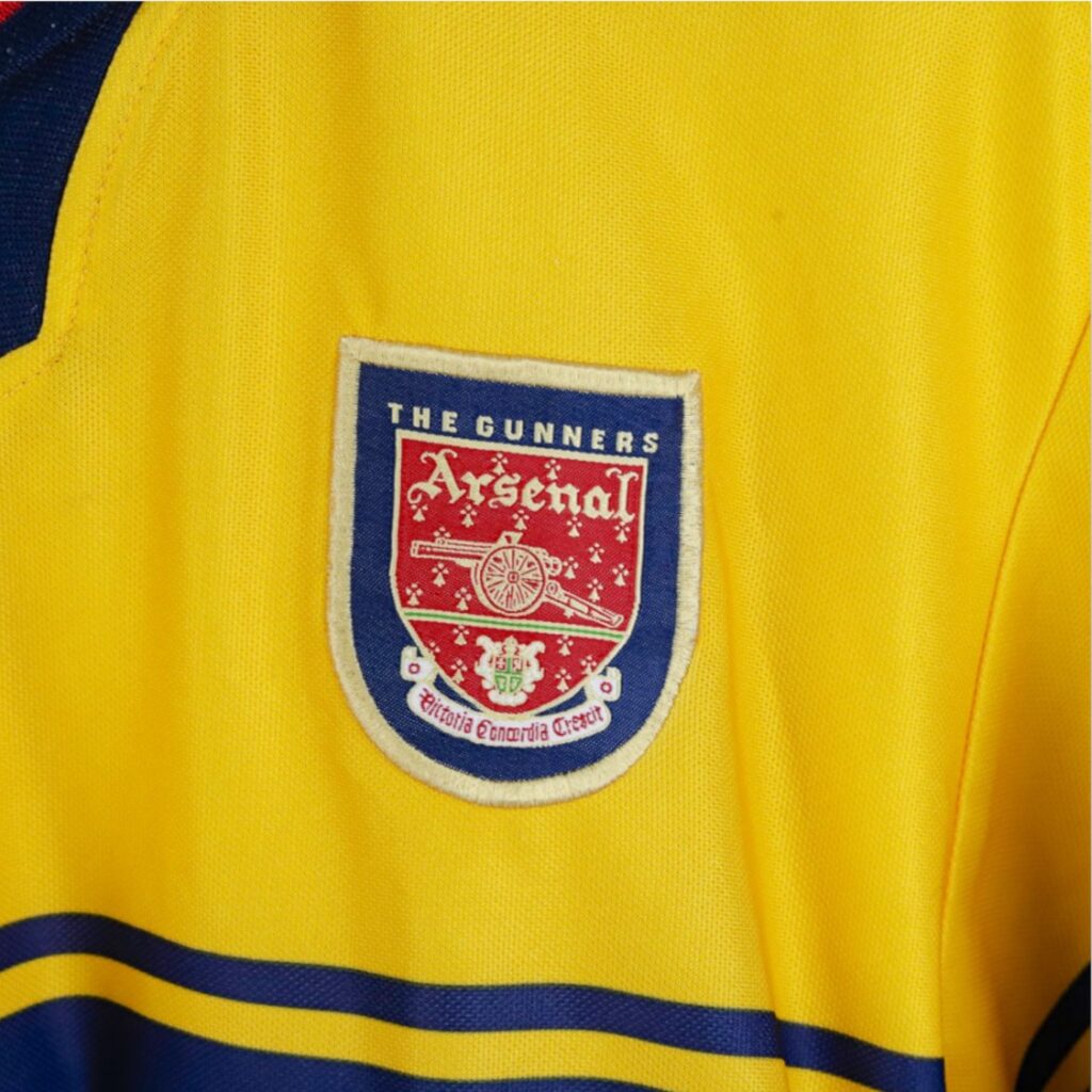 Arsenal 1997-98 Away Shirt