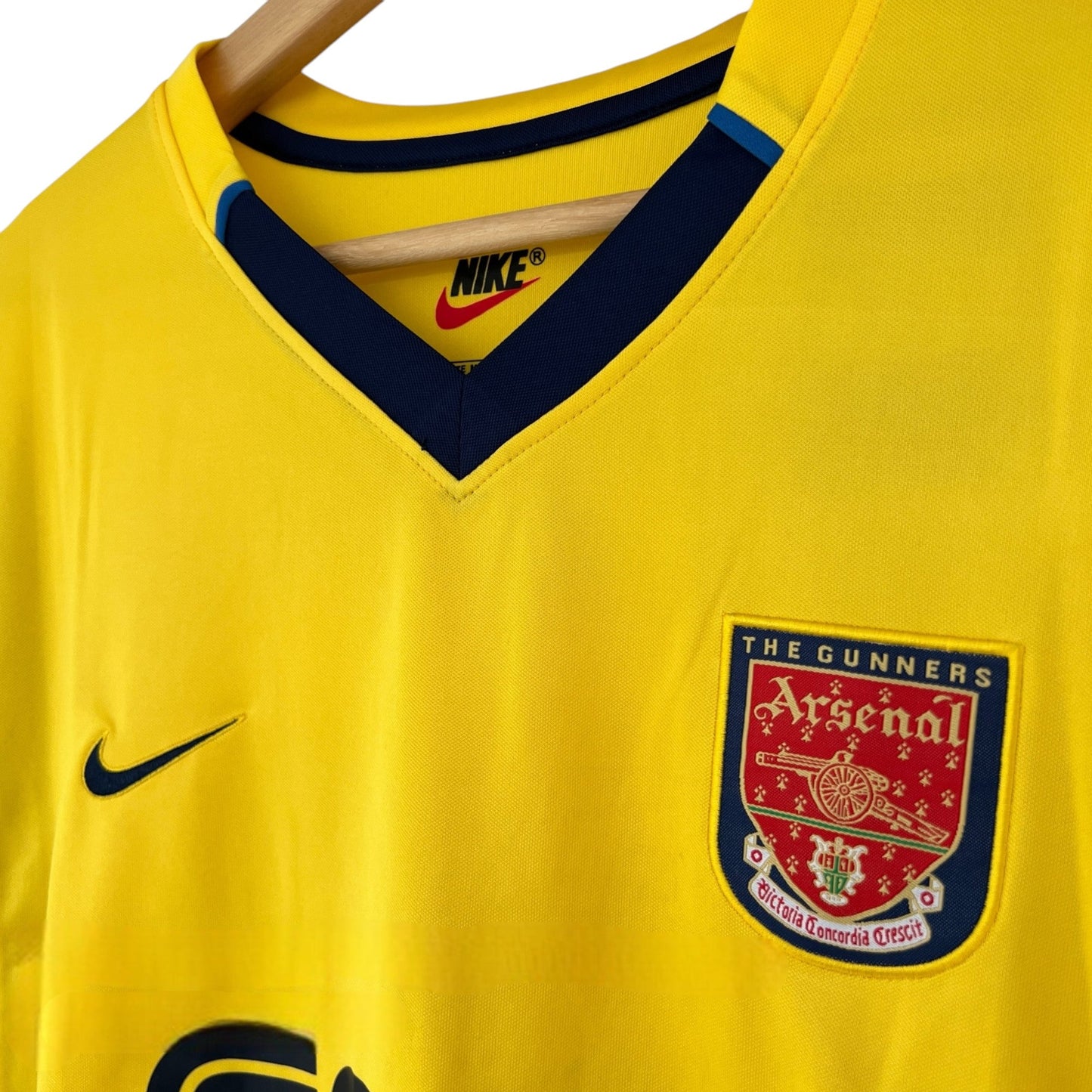 Arsenal 1999-00 Away Shirt
