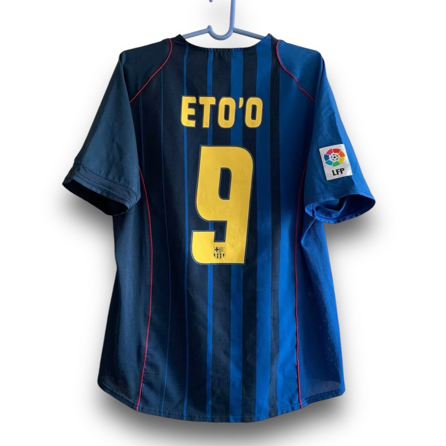 Barcelona 2005-2006 Away Shirt