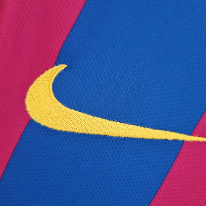 Barcelona 2005-2006 Home Long-Sleeve Jersey