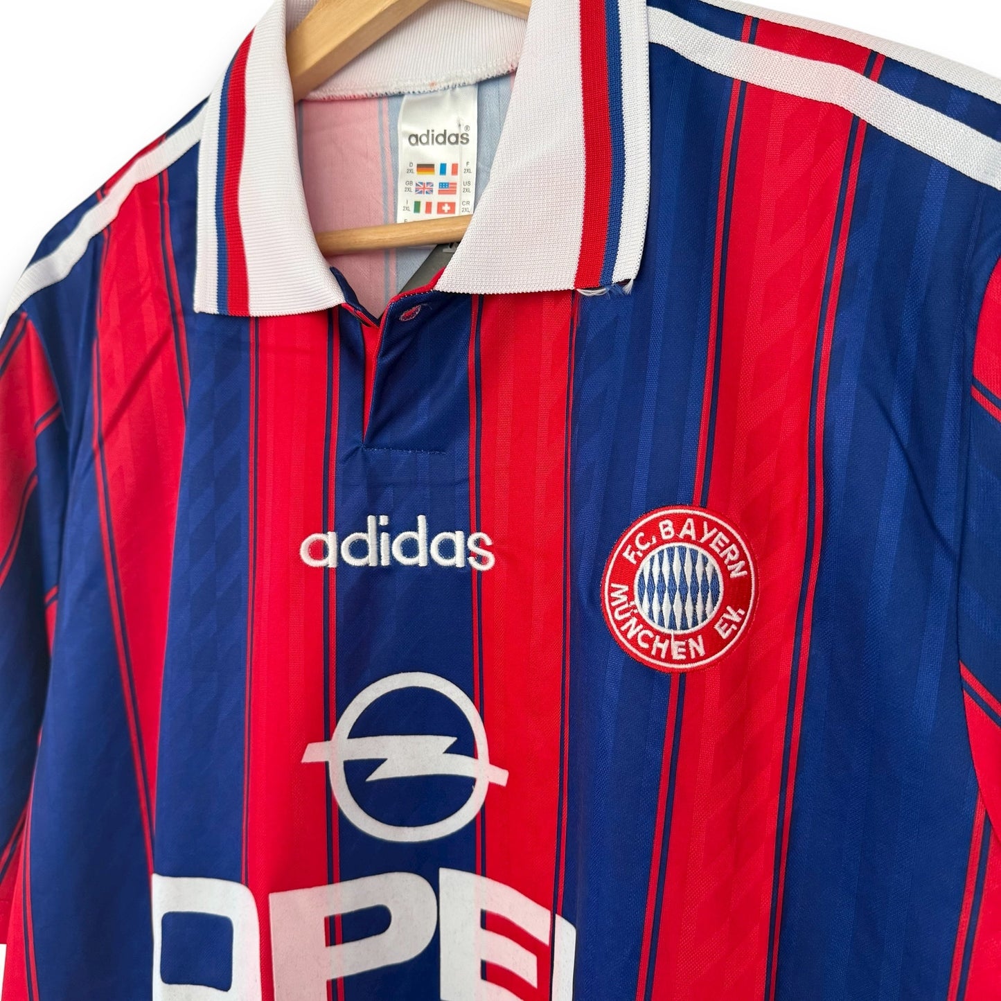 Bayern Munich 1995-1996 Home Jersey