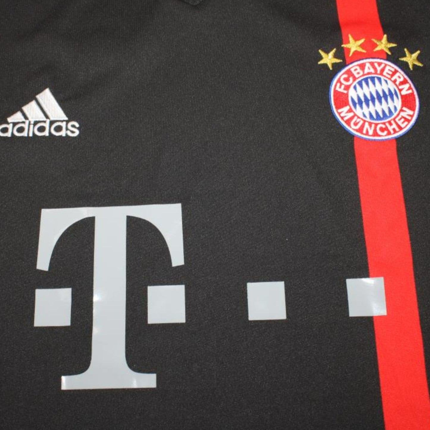 Bayern Munich 2014-2015 Away Jersey
