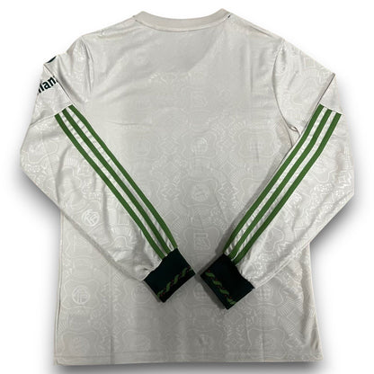 Bayern Munich 2025-2026 Oktoberfest Long-Sleeve Jersey