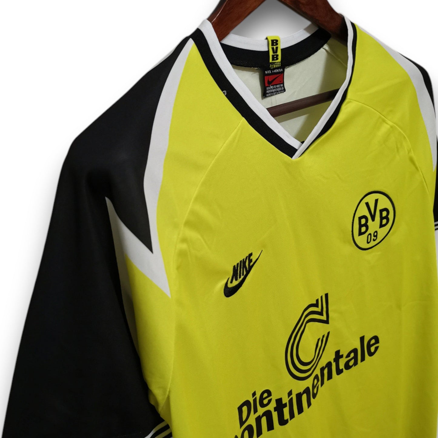 BVB 1995-1996 Home Jersey
