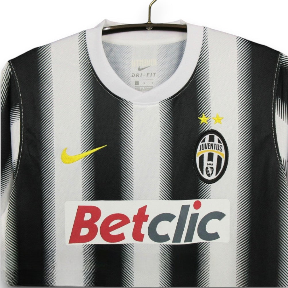 Juventus 2011-2012 Home Jersey