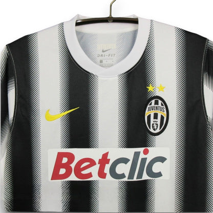 Juventus 2011-2012 Home Jersey