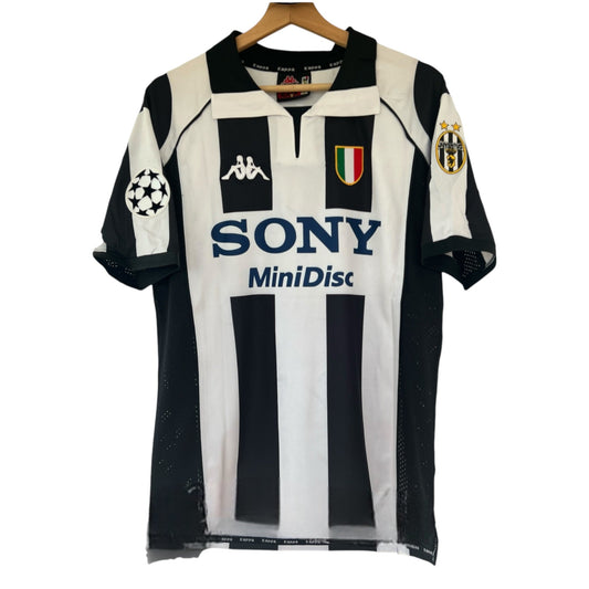 Juventus 1997-1998 Home Shirt