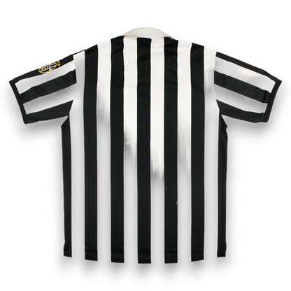 Juventus 1998-1999 Home Jersey