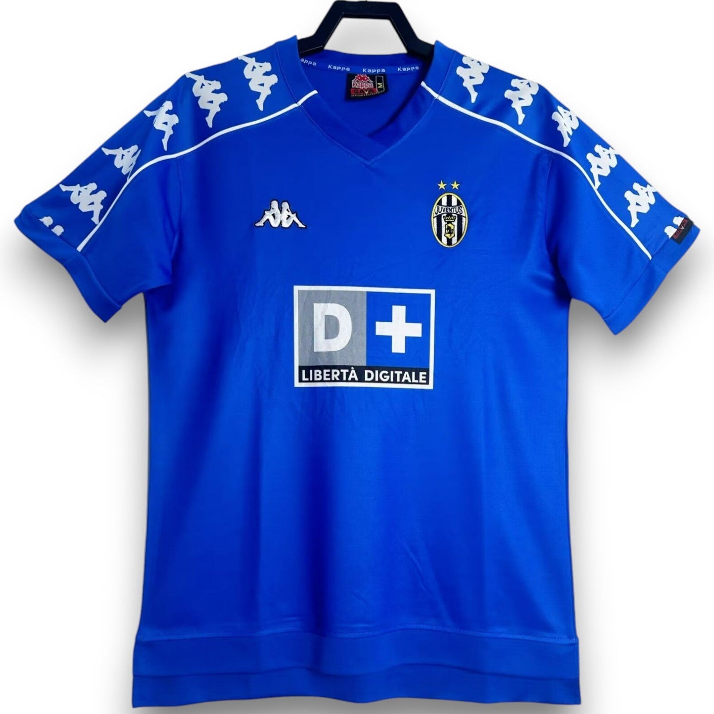 Juventus 1999-2000 Away Jersey