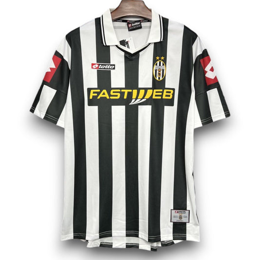 Juventus 2001-2002 Home Jersey