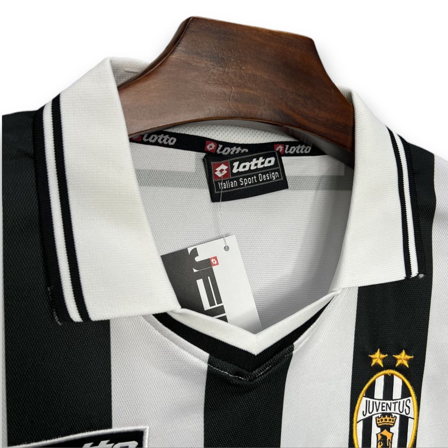 Juventus 2001-2002 Home Jersey
