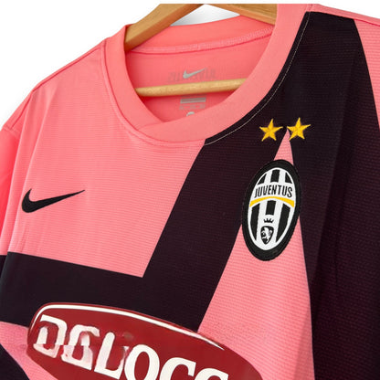 Juventus 2011-2012 Away Jersey