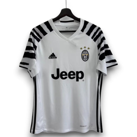 Juventus 2016-2017 Home Jersey