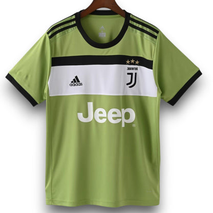 Juventus 2017-2018 Away Jersey