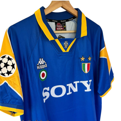 Juventus Away Shirt 1995-1996 UCL Final