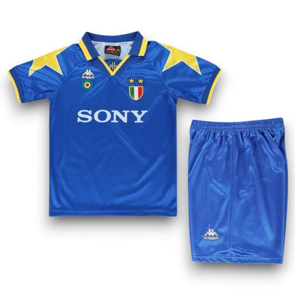Juventus Away Shirt 1995-1996 UCL Final