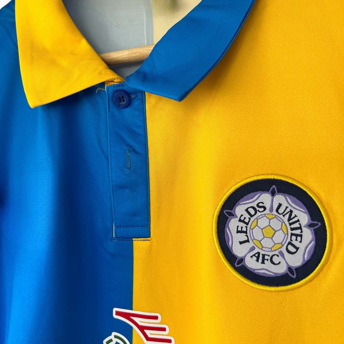 Leeds United 1998-1999 Away Shirt