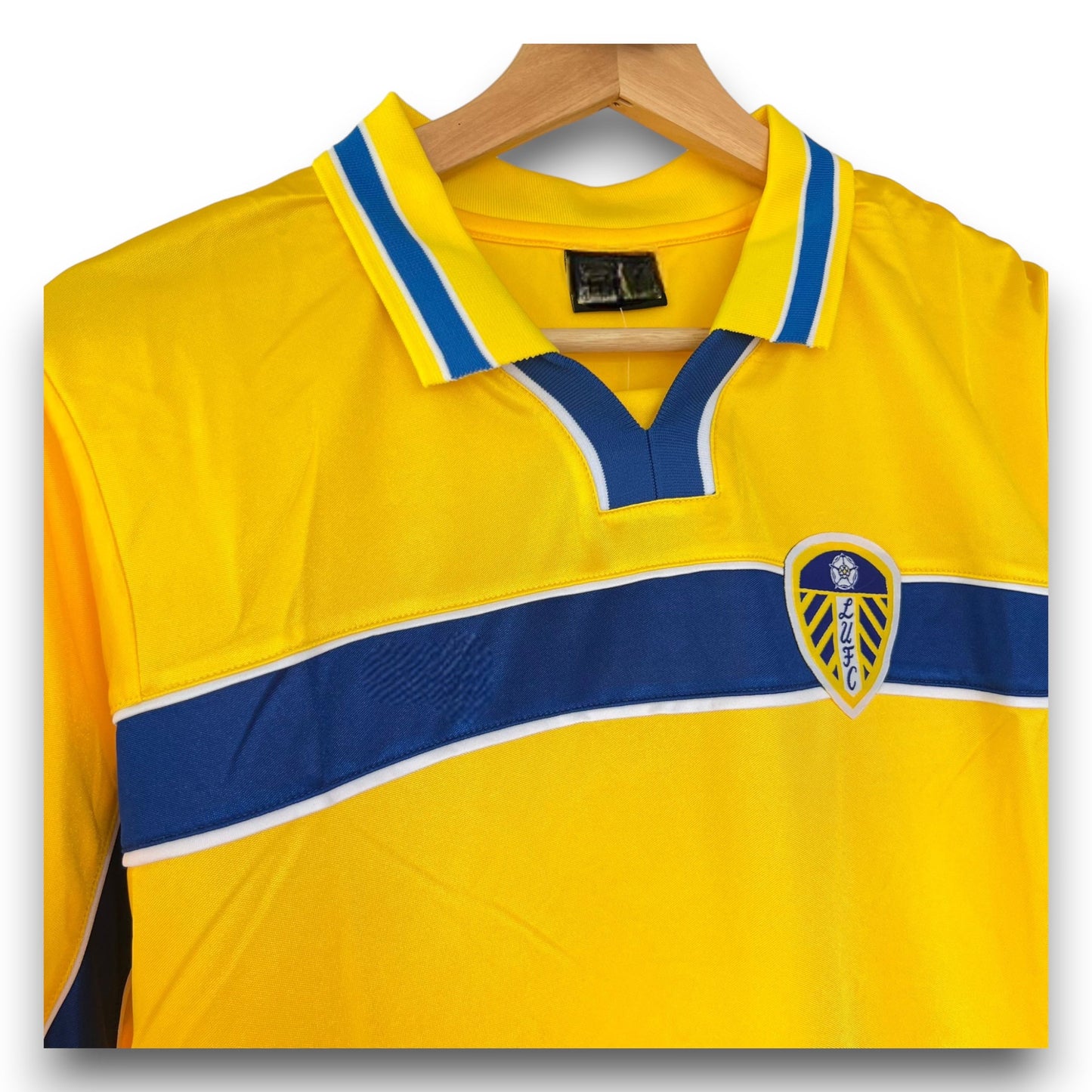 Leeds United 1999-2000 Away Shirt