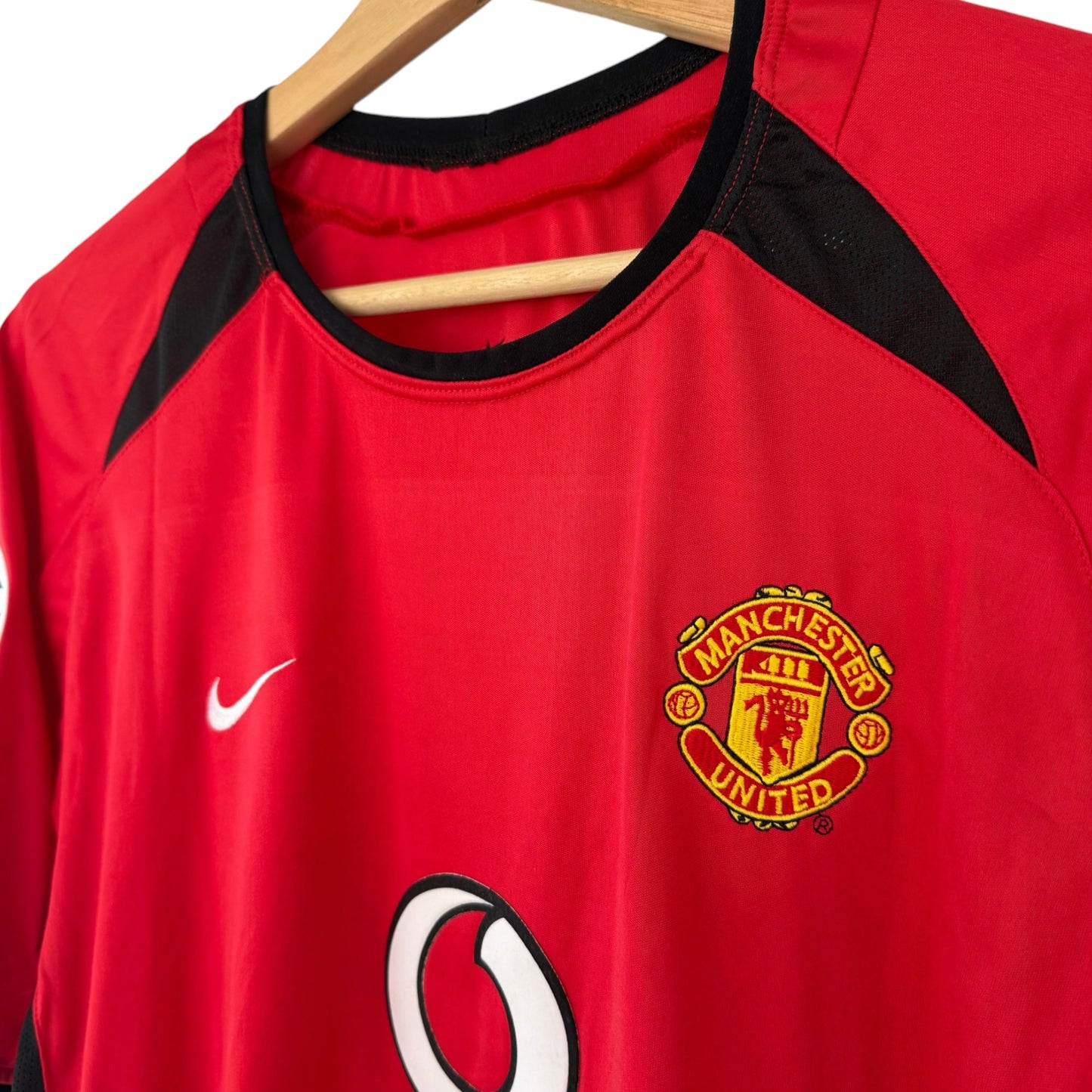Manchester United 2003-2004 Home Jersey