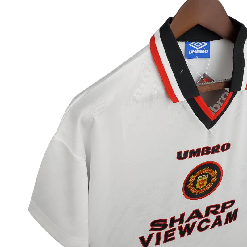 Manchester United 1996-1997 Away Shirt