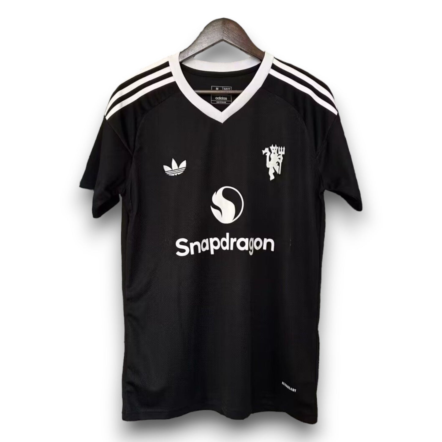 Manchester United 2024-2025 Away Goalkeeper Jersey