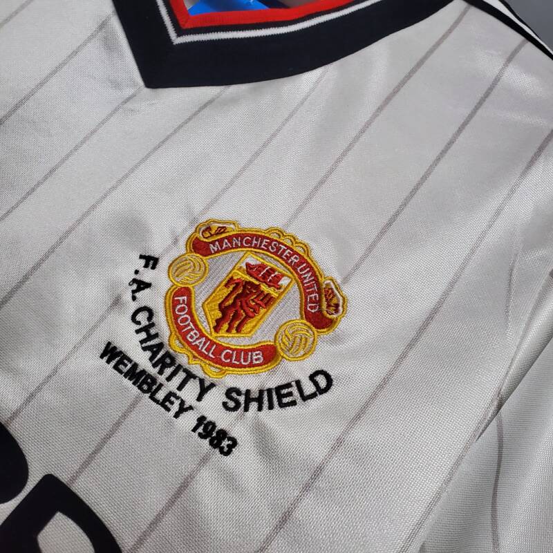 Manchester United 1983-1984 Away Shirt