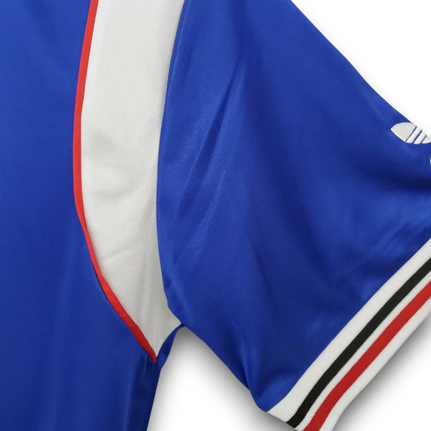 Manchester United 1985-1986 Away Shirt