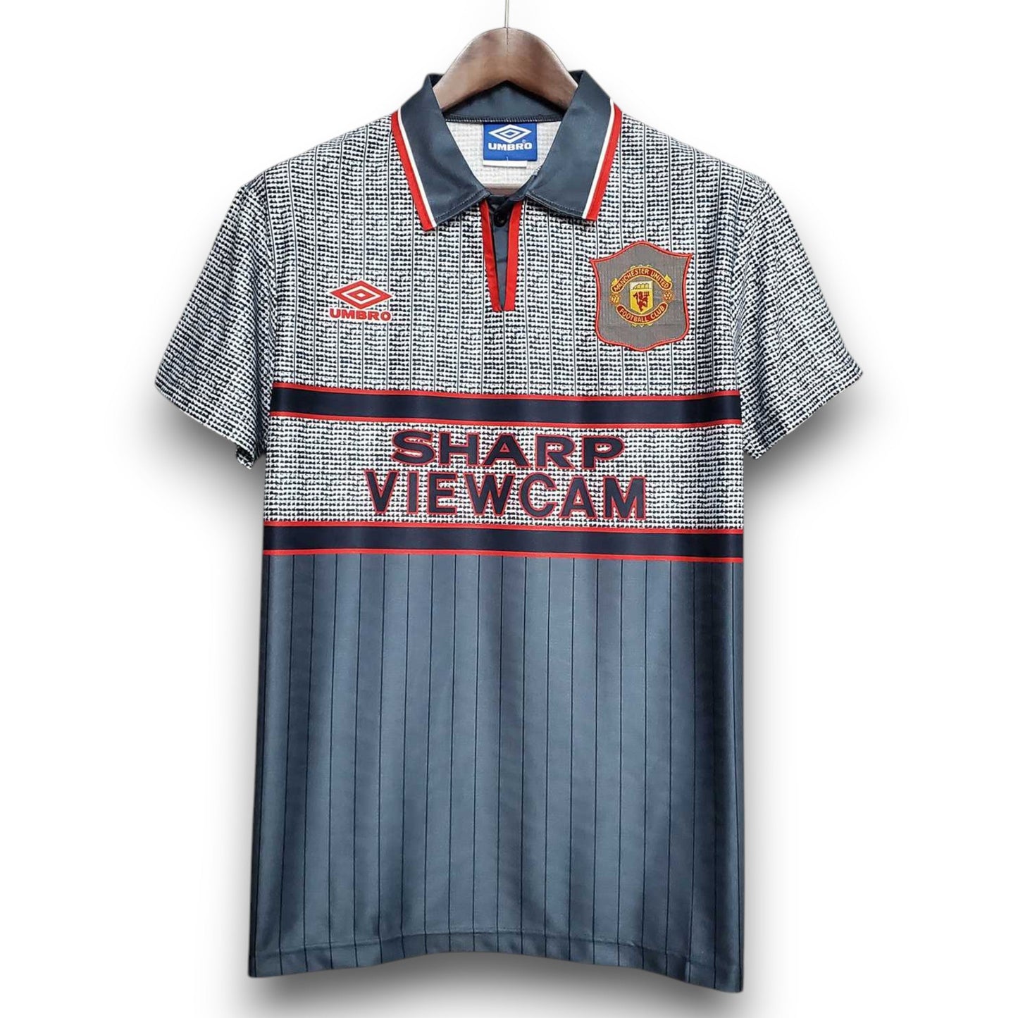 Manchester United 1995-1996 Away Shirt