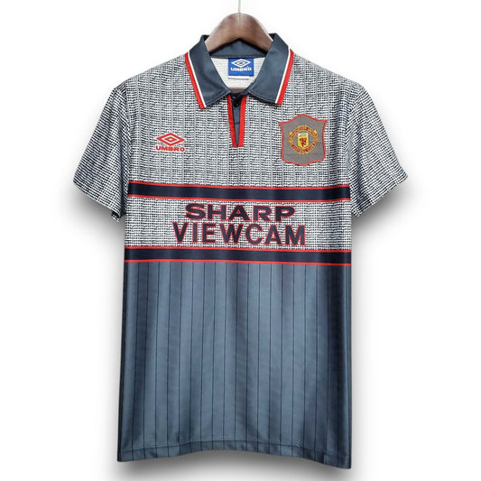 Manchester United 1995-1996 Away Shirt