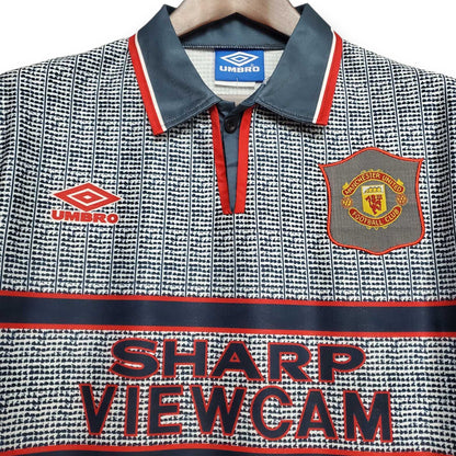 Manchester United 1995-1996 Away Shirt