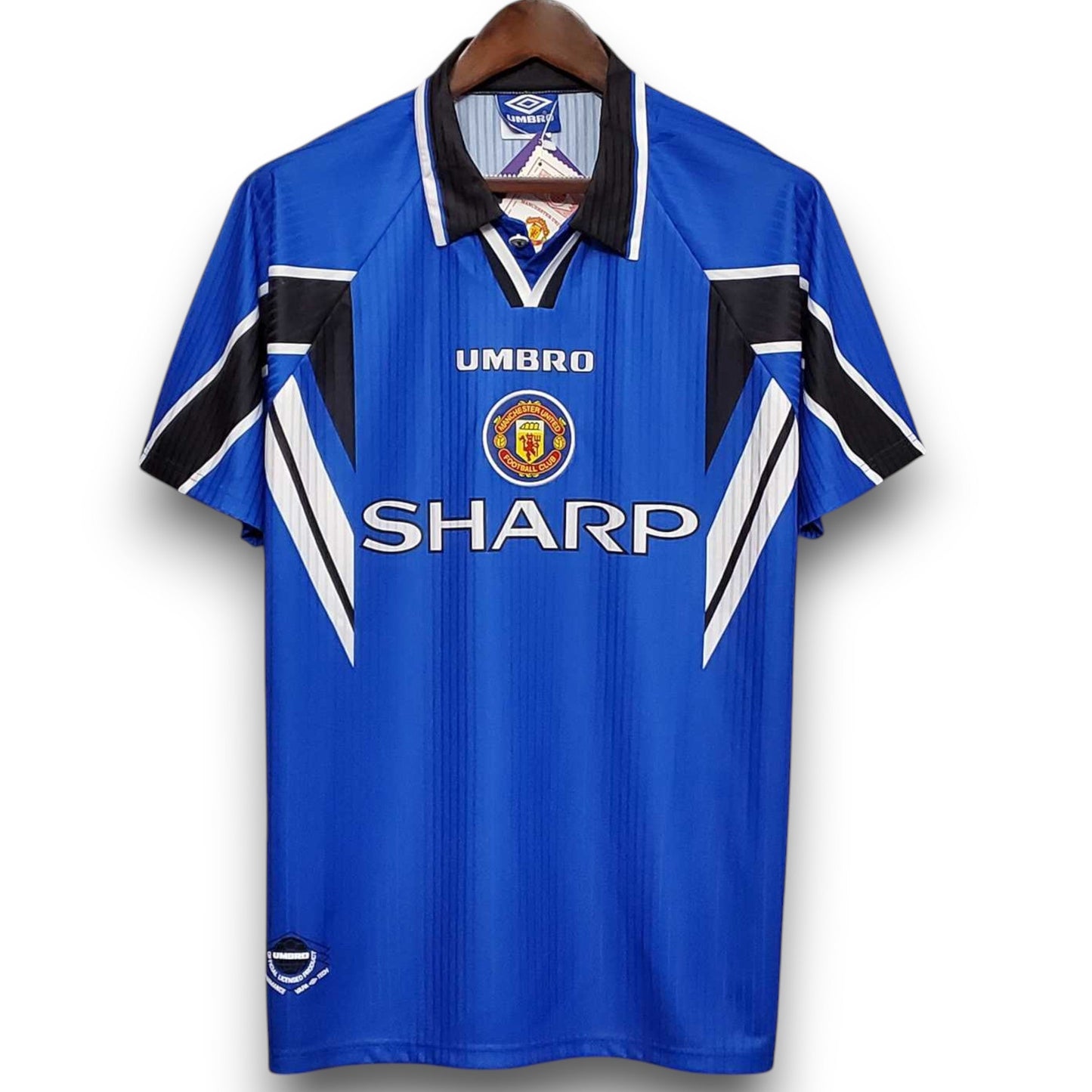 Manchester United 1996-1997 Away Shirt