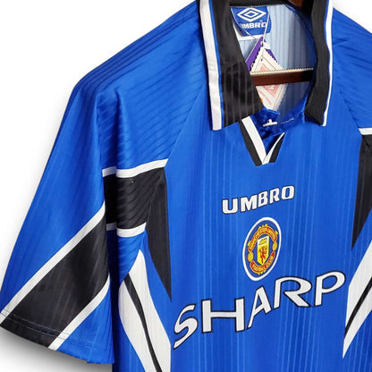 Manchester United 1996-1997 Away Shirt