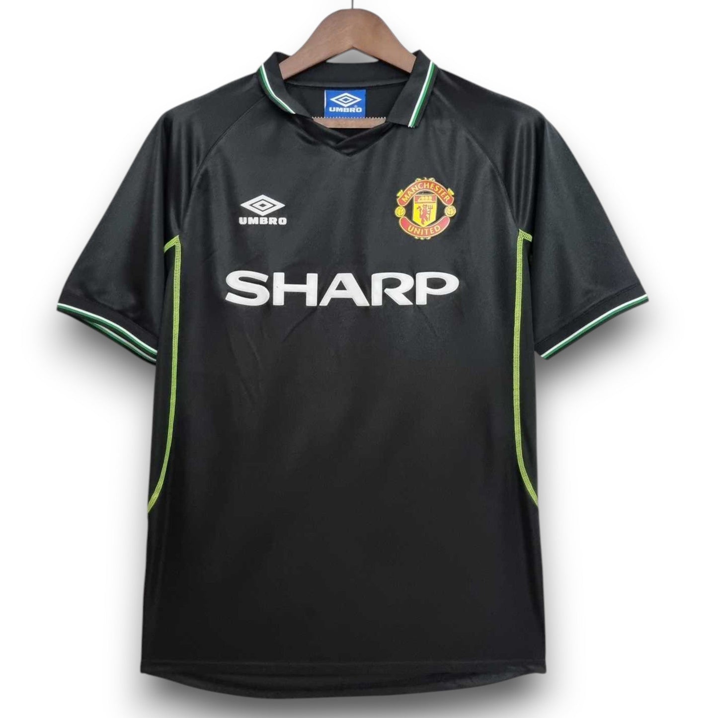 Manchester United 1998-1999 Away Shirt