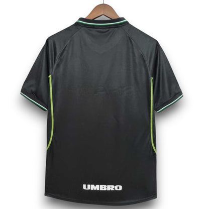 Manchester United 1998-1999 Away Shirt