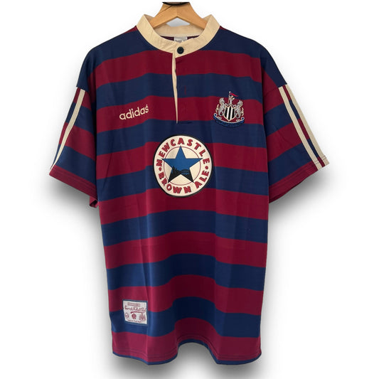 Newcastle 1995-1996 Away Shirt
