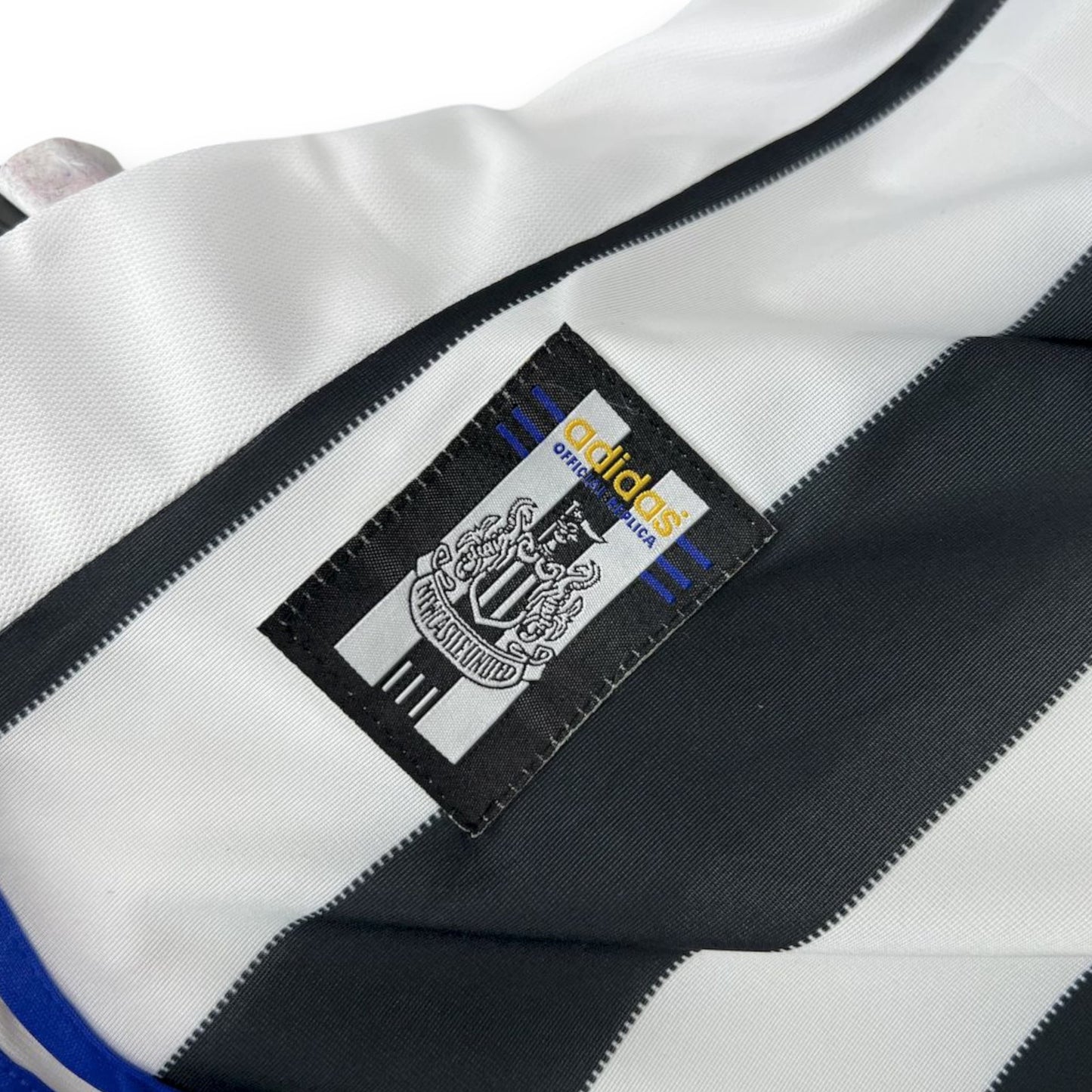 Newcastle 1999-00 Home Shirt