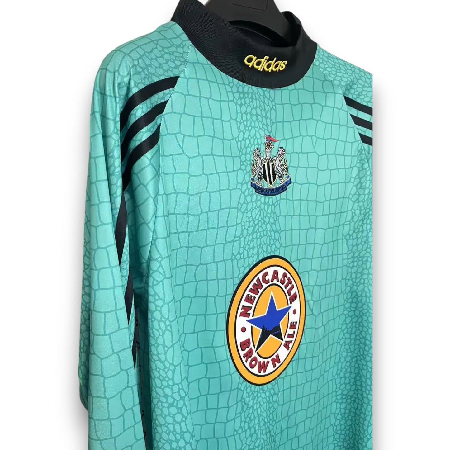 Newcastle 1996-98 Goalkeeper Long-Sleeve Shirt