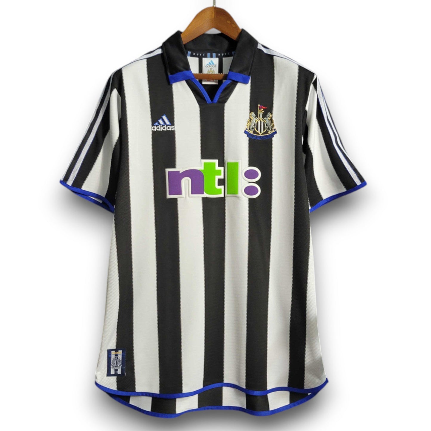 Newcastle 2000-01 Home Shirt