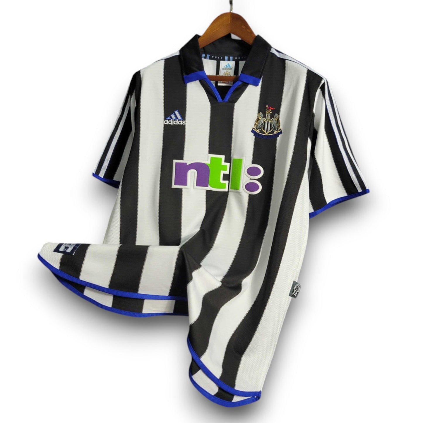 Newcastle 2000-01 Home Shirt