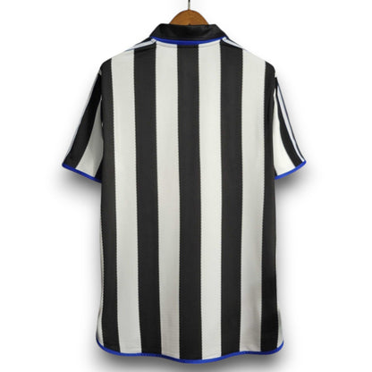 Newcastle 2000-01 Home Shirt