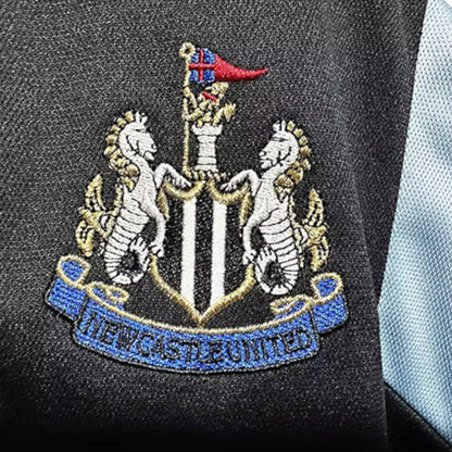 Newcastle 2000-01 Away Shirt