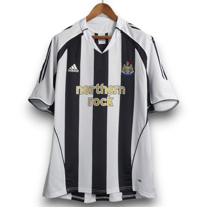 Newcastle 2005-06 Home Shirt