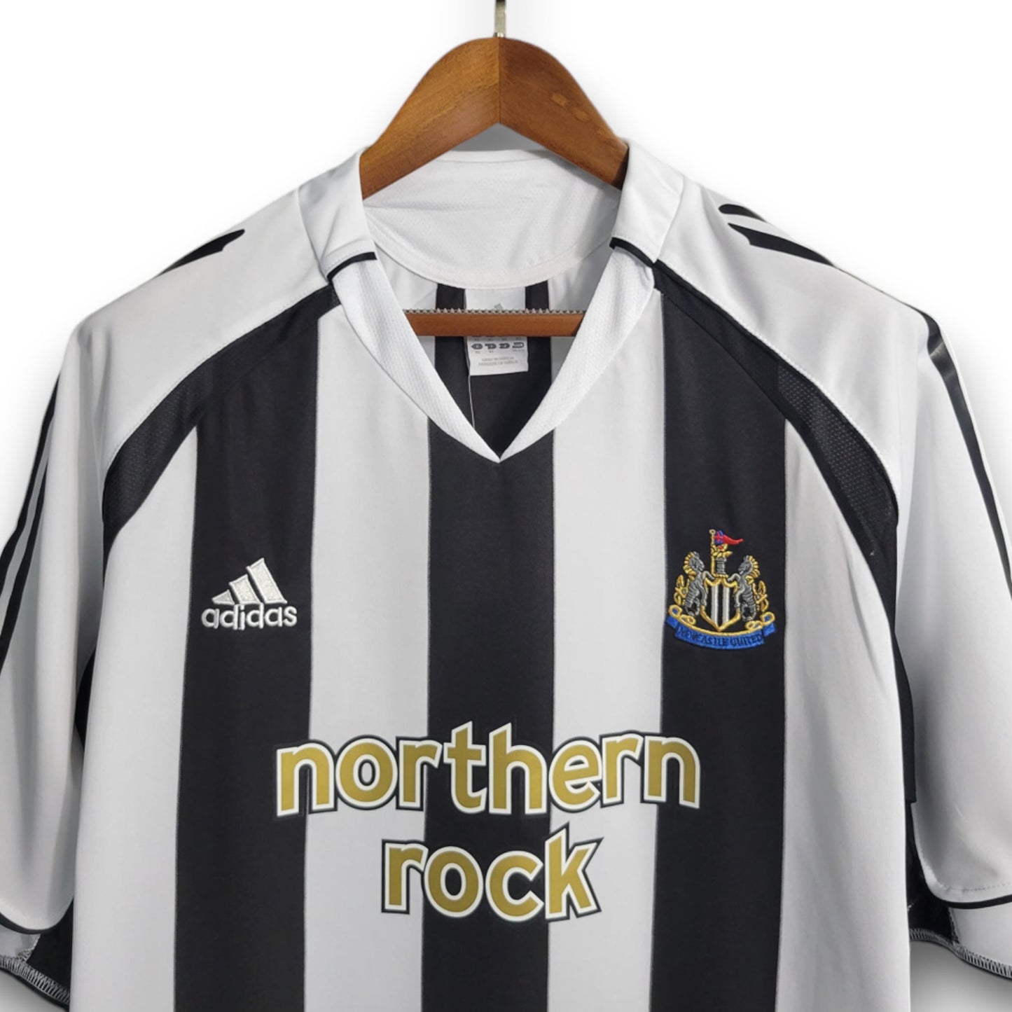 Newcastle 2005-06 Home Shirt
