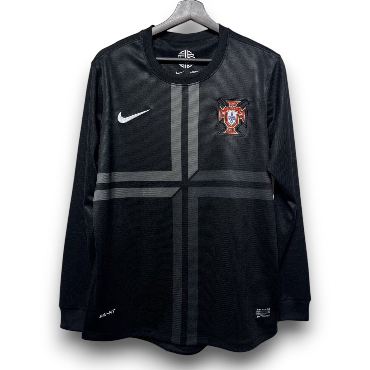 Camiseta Portugal 2013 Visitante Manga Larga