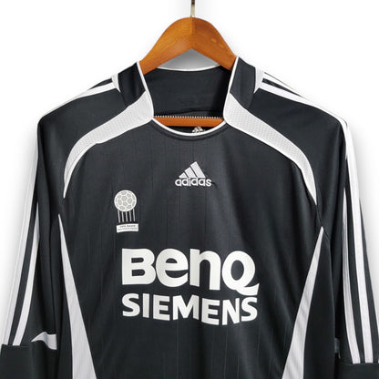 Real Madrid 2006-2007 Away Long Sleeve Shirt