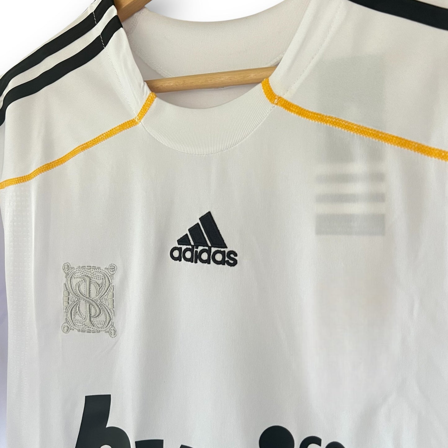 Real Madrid 2009-2010 Home Shirt