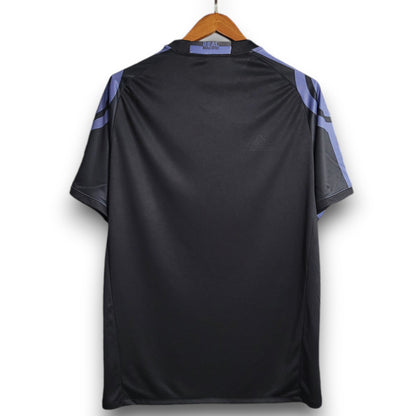 Real Madrid 2016-2017 Away Jersey