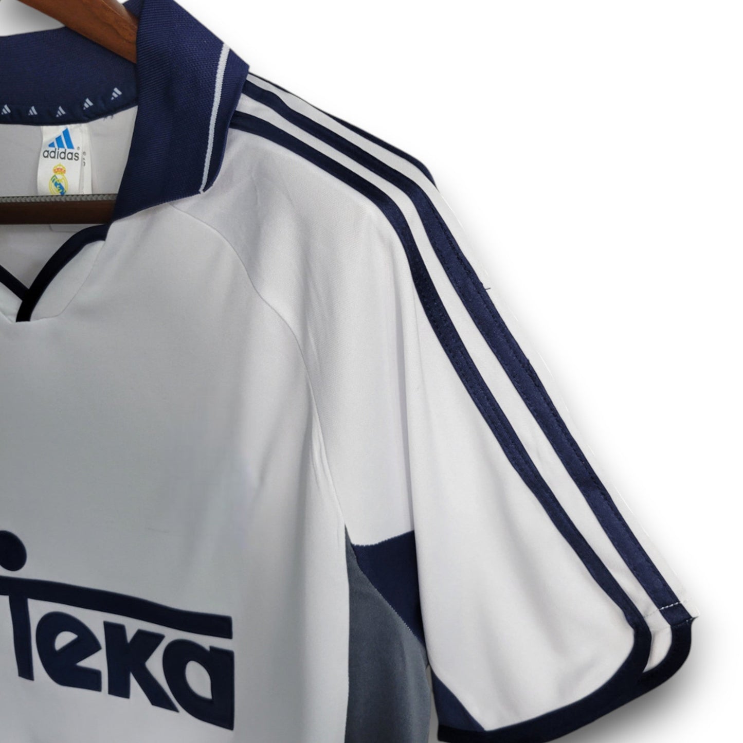 Real Madrid 2000-2001 Home Jersey